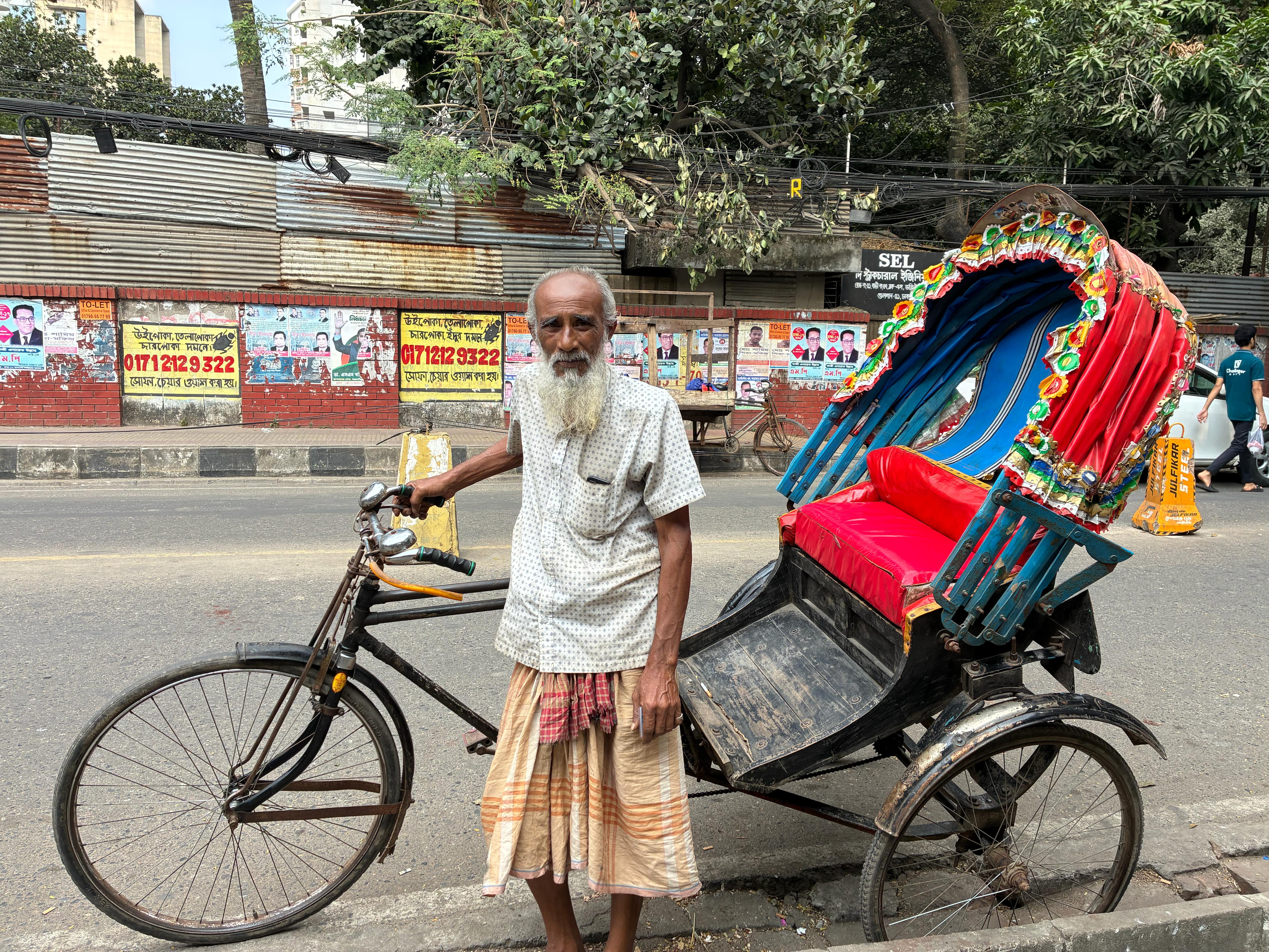 Help Abdul Hasim Own a Rickshaw and Ease His Daily Struggle